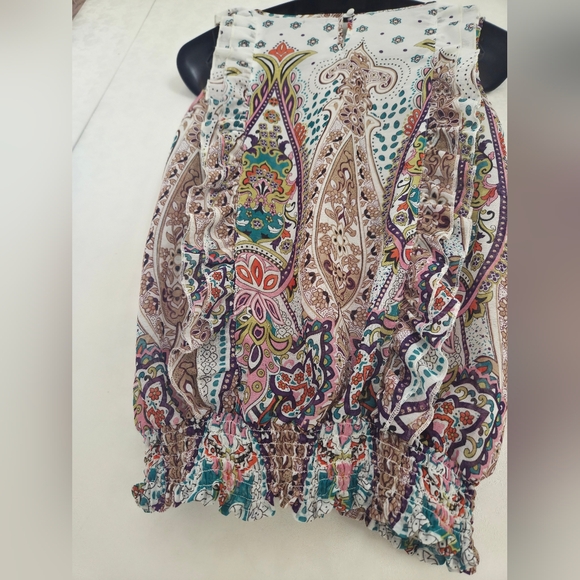 Colorful Paisley Patterned Fabric - Picture 7 of 7